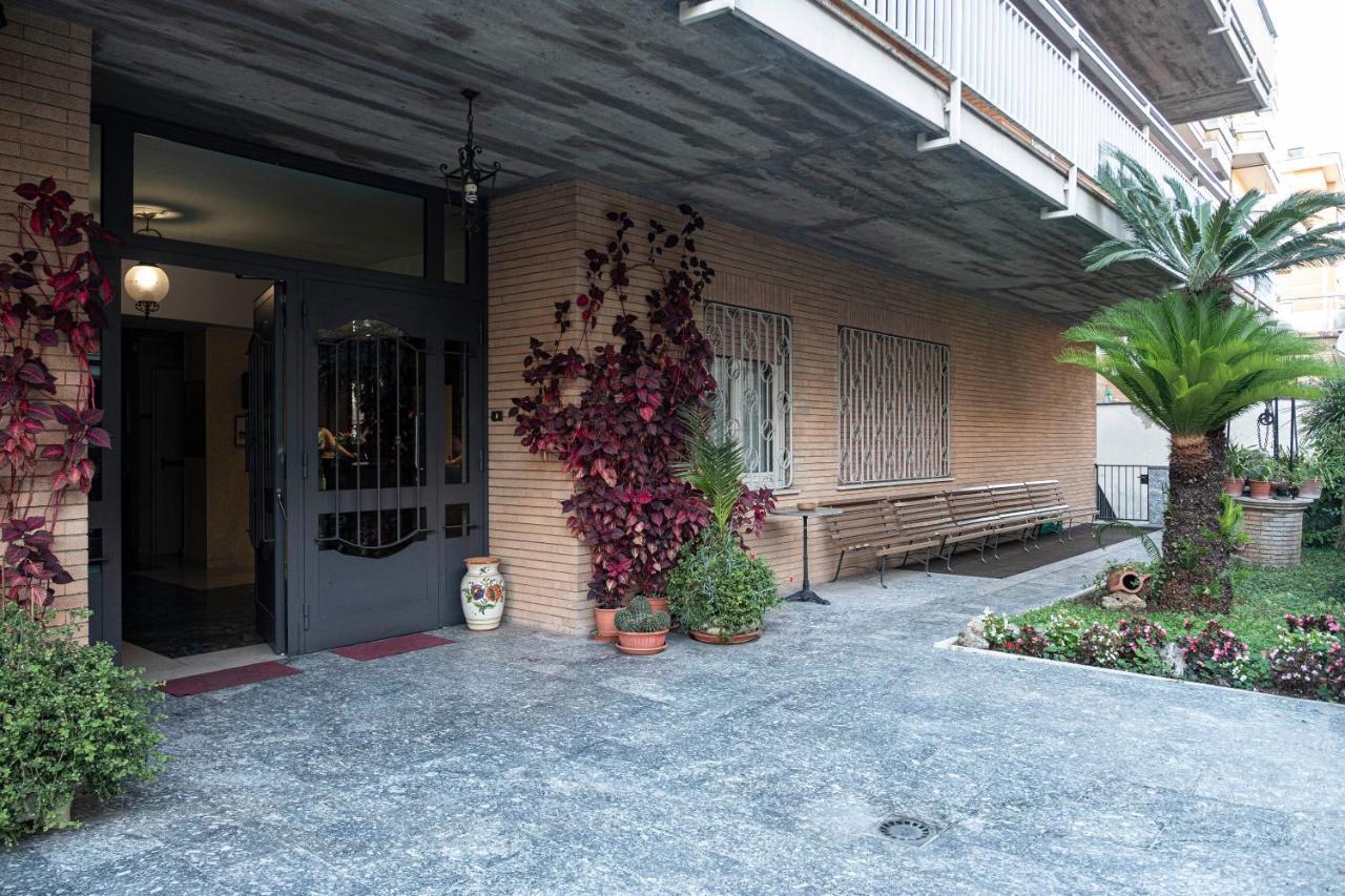Villa Fatima, Casa Per Ferie โรม ภายนอก รูปภาพ